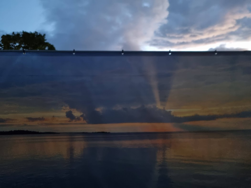 Solnedgång i plast