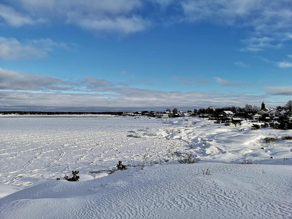 Öregrund ser ut som en vit gräddbakelse