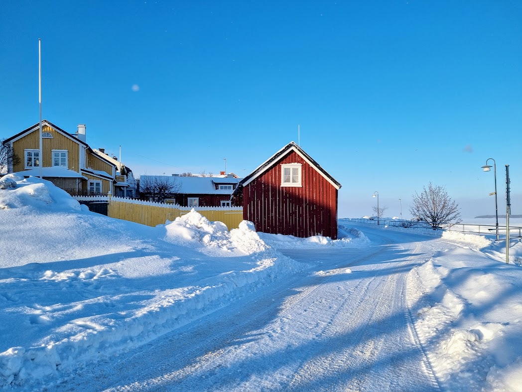 Fantastisk fredag i Öregrund. Sol, sol, sol!