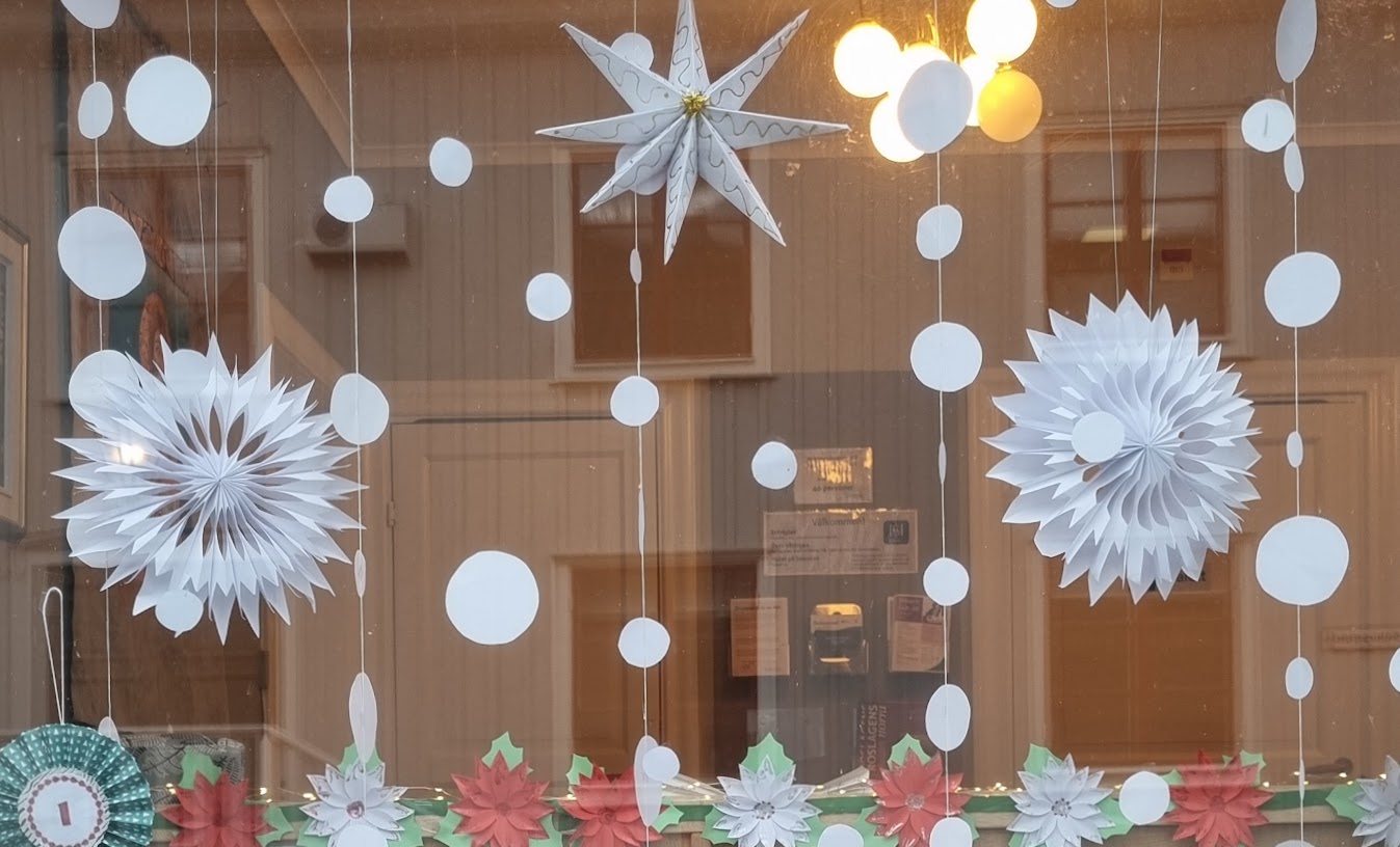 Öregrund som en adventskalender 2025 – PDF med info och adresser att skriva ut