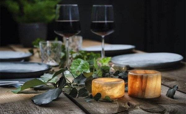 De eleganta marmorljusen hos Magasin19