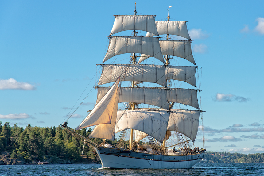 Från Norrtälje 10 augusti till Öregrund 14 augusti (Badortsdagen) med Briggen Tre Kronor af Stockholm