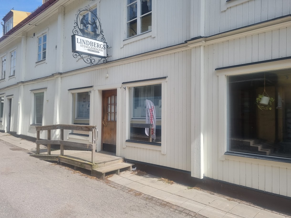 Snart öppnar det nya bageriet och kaféet vid Drottninggatan i Östhammar: Schrams Bageri & Café