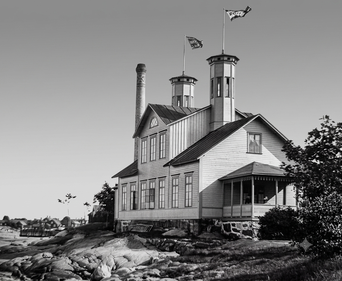 Öregrunds Varmbadhus byggdes år 1884, invigdes 1885 och revs 1936